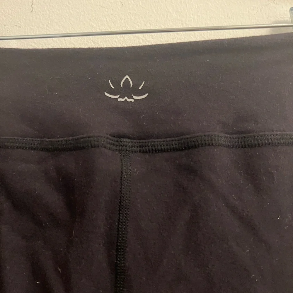 Beyond Yoga Black Leggings - Side Mesh Detail - Size S